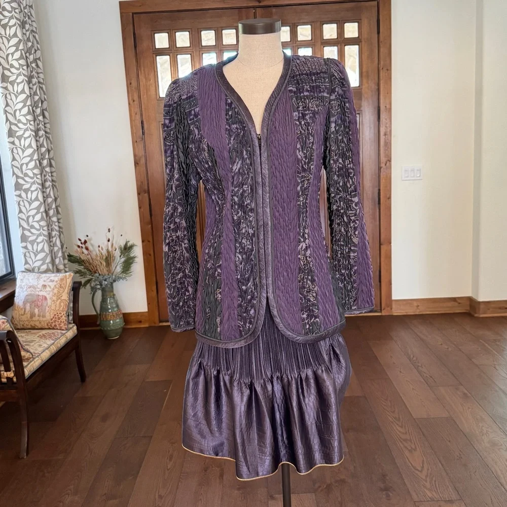 Vintage Jeanne Marc Plum Ruched Zip Up Jacket & Skirt Set size Medium